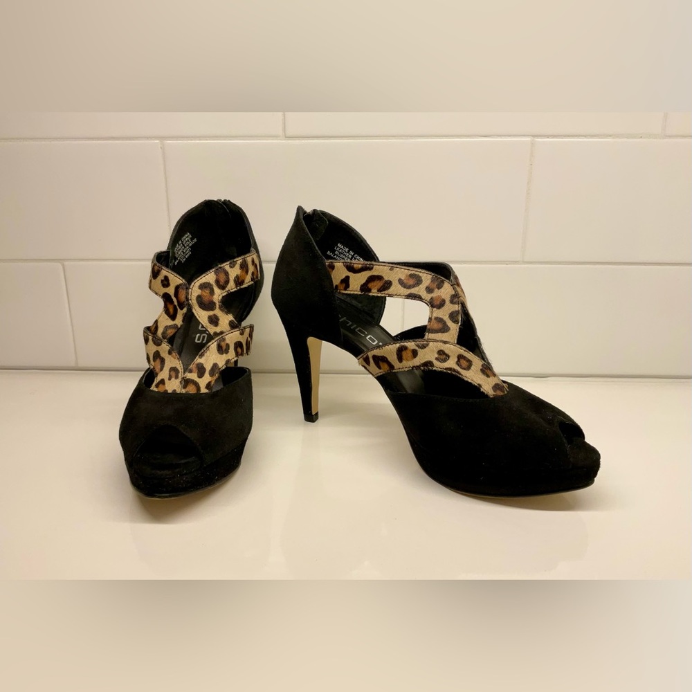 Women’s Chico Suede Calf Hair High Heel. Black with Leopard Print. Size 7 1/2.